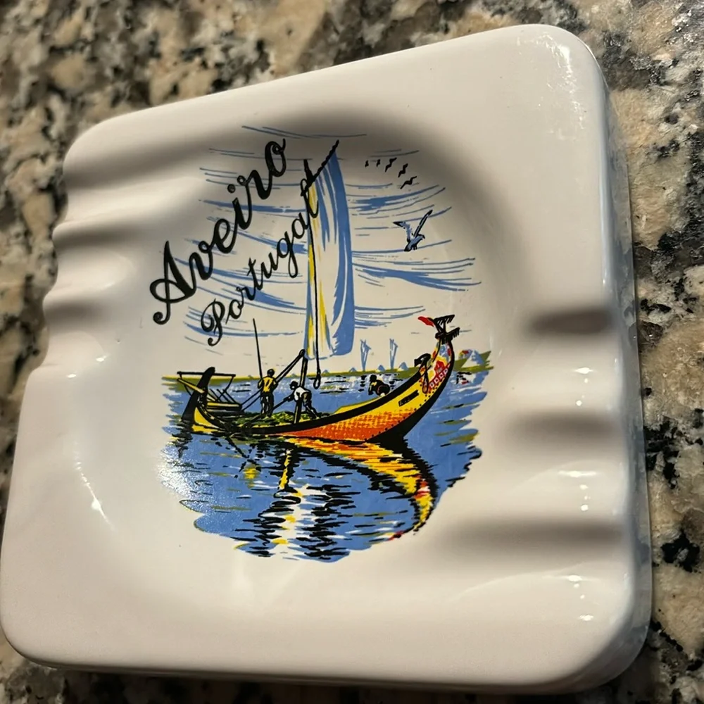 Vintage Aveiro Portugal Porcelain Ashtray, Cigar souvenir collectible